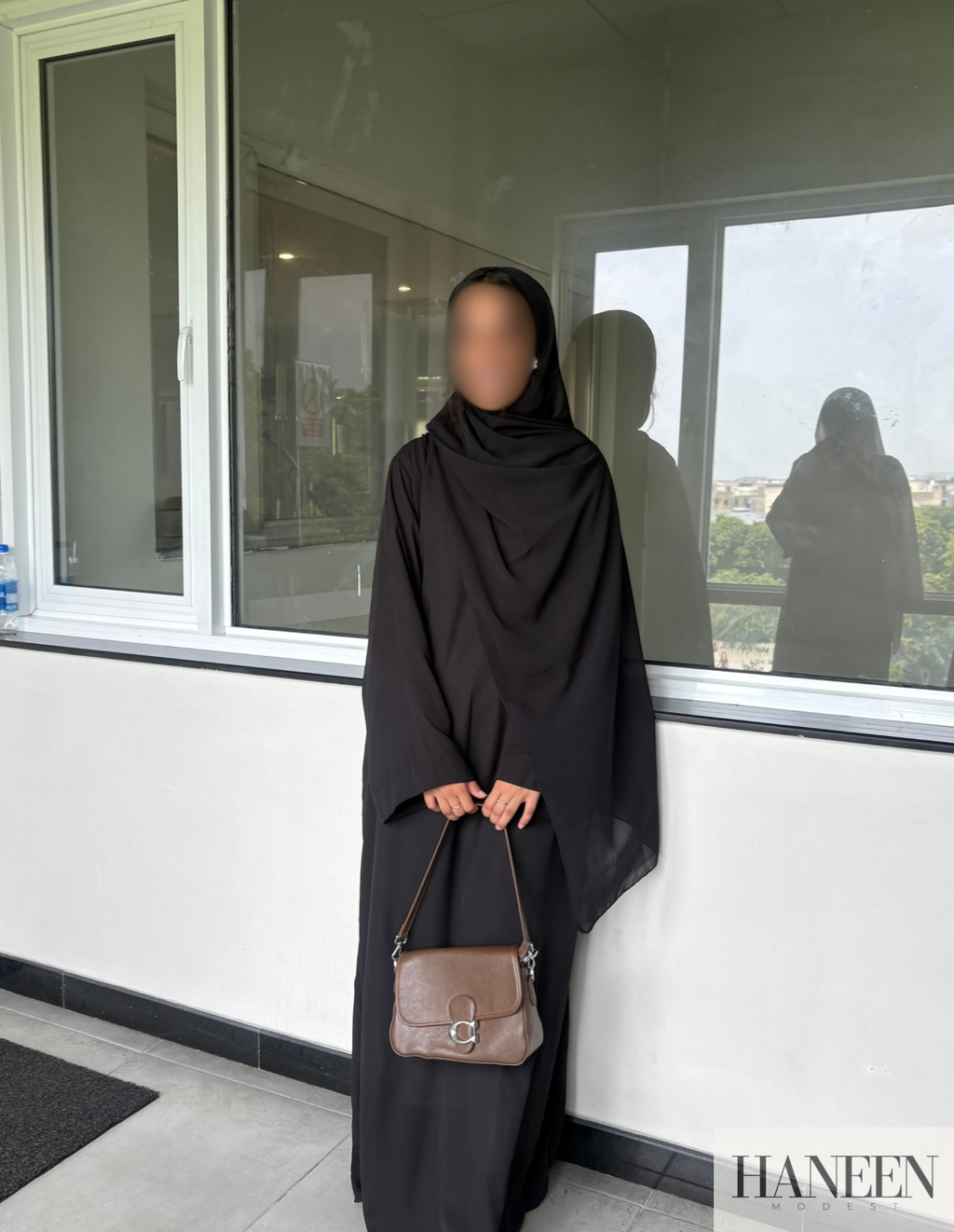 Eclipse Black Abaya