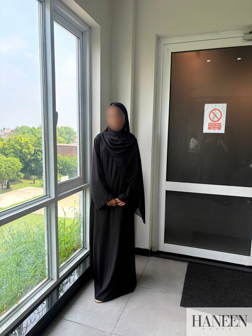 Eclipse Black Abaya