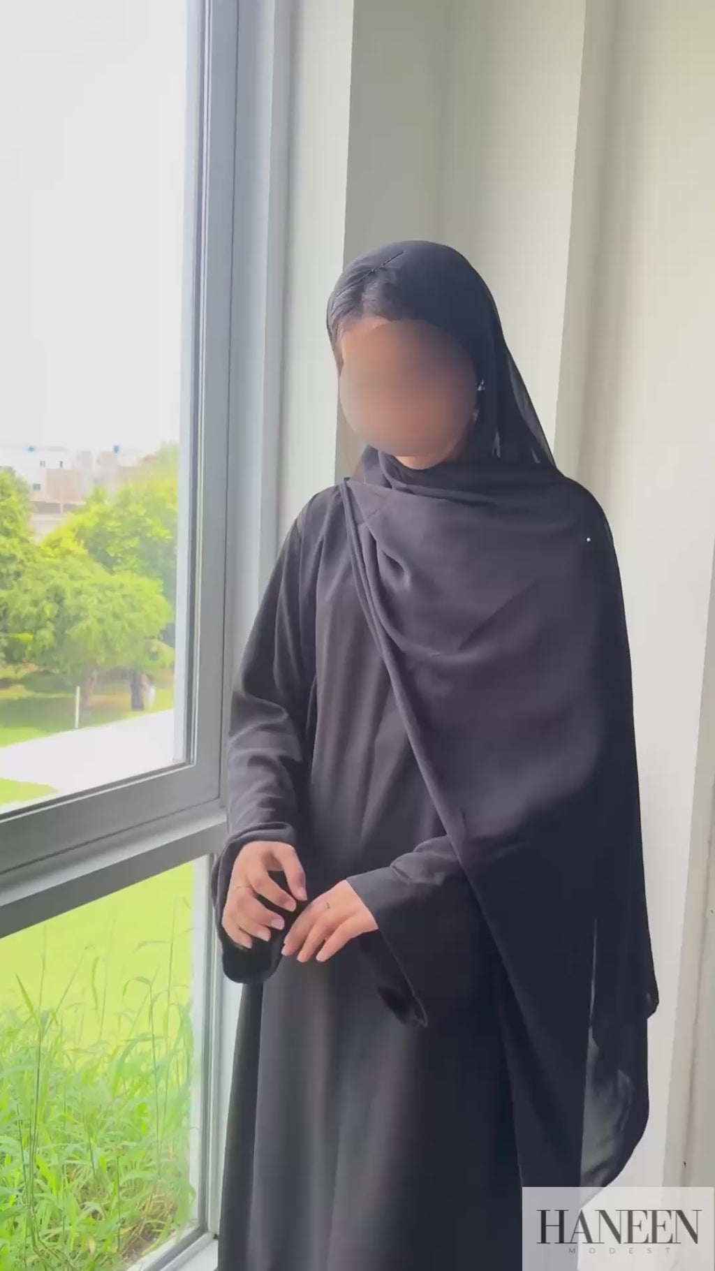 Eclipse Black Abaya